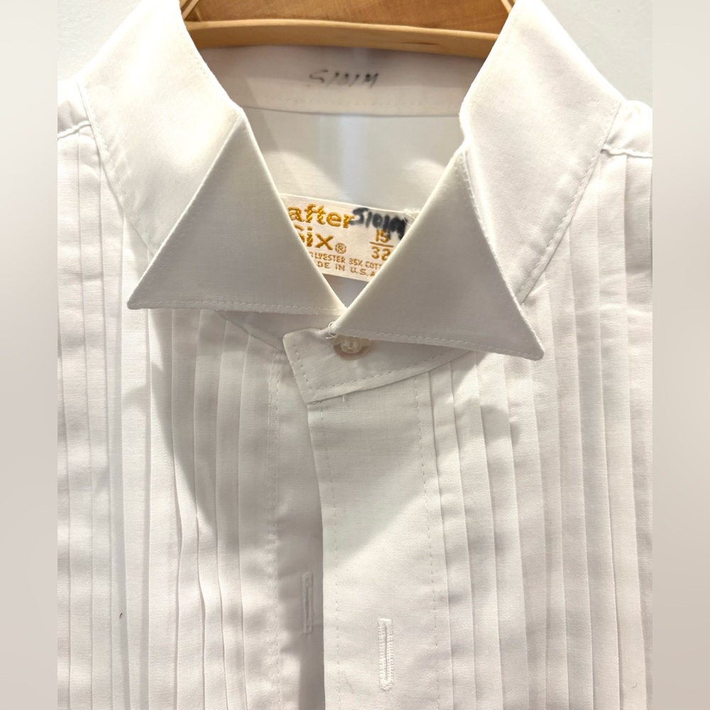 After Six White Tuxedo Shirt with Standard Pointed Collar and Subtle Texture - Picture 2 of 6
